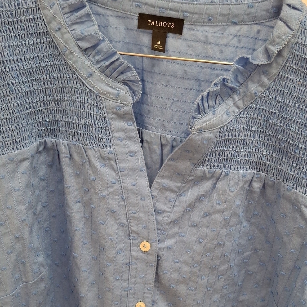 5/$25- Talbots-Women's Sky Blue Blouse-EUC - Picture 6 of 7